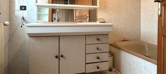 3 Schlafzimmer Haus in Tressange, France, Nr. 57250 8