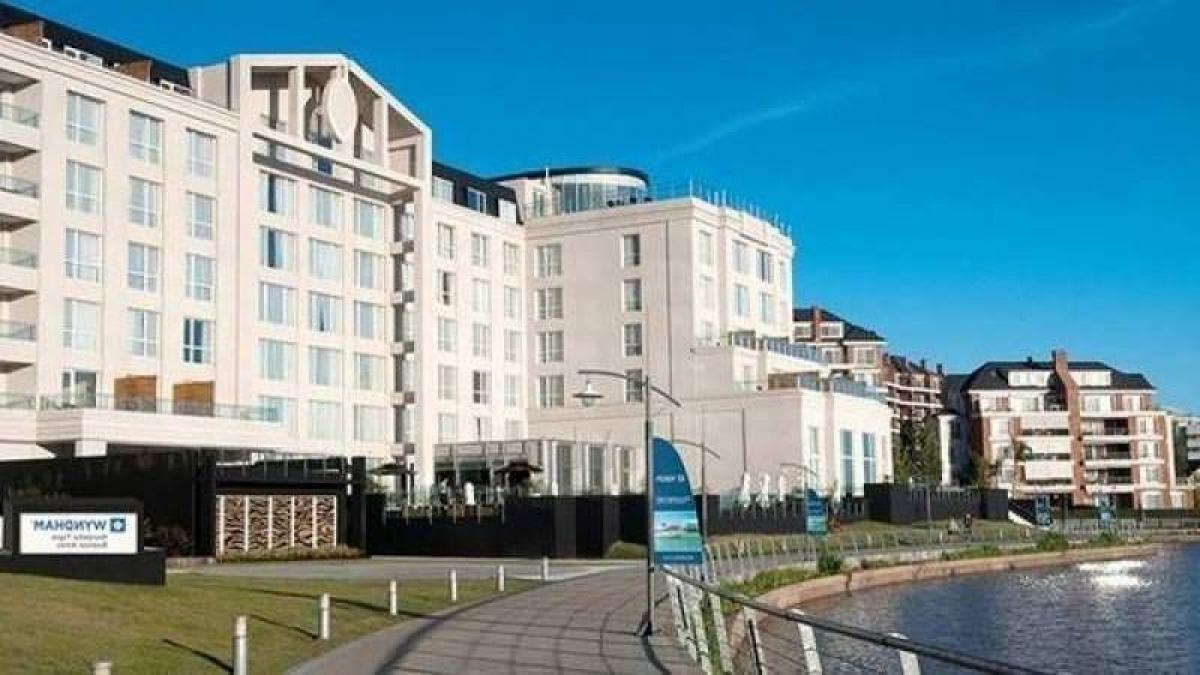 41m² Office in Tigre, Argentina No. 29401