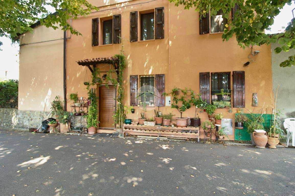 Casa de 2 dormitorios en Montechiarugolo, Italy No. 269098