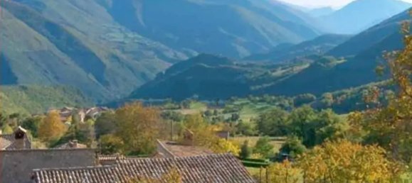 Вилла с 12 комнатами в Валло ди Нера, Италия № 266283 2