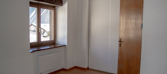 5 bedrooms House in Sierre, Switzerland No. 400 16