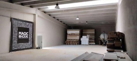 431m² Warehouse in Zaragoza, Spain No. 62463 3