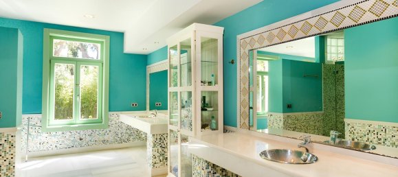 6 bedrooms Villa in Cadiz, Spain No. 140915 10