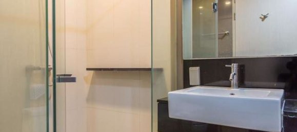 1 bedroom Condo in Siri On 8

 Railay Beach, Thailand No. 32430 10