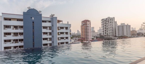 1 bedroom Condo in Siri On 8

 Railay Beach, Thailand No. 32430 5
