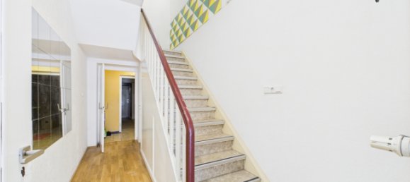 Таунхаус с 4 спальнями в Диллинген ан дер Донау, Германия № 239731 4