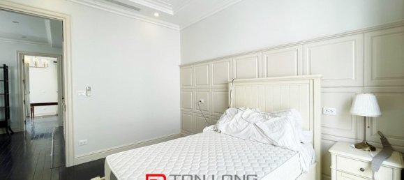 4 bedrooms Villa in Long Bien, Vietnam No. 556 10