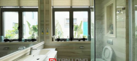 4 bedrooms Villa in Long Bien, Vietnam No. 556 7