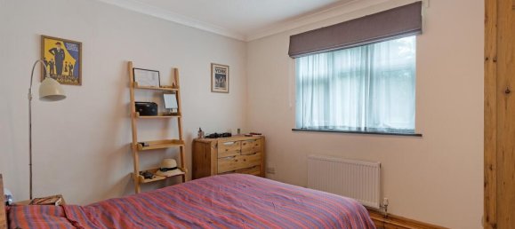 2 bedrooms Apartment in London, United Kingdom No. 9933 3