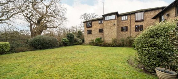 2 bedrooms House in London, United Kingdom No. 12931 10