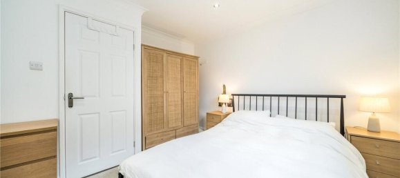 2 bedrooms House in London, United Kingdom No. 12931 5