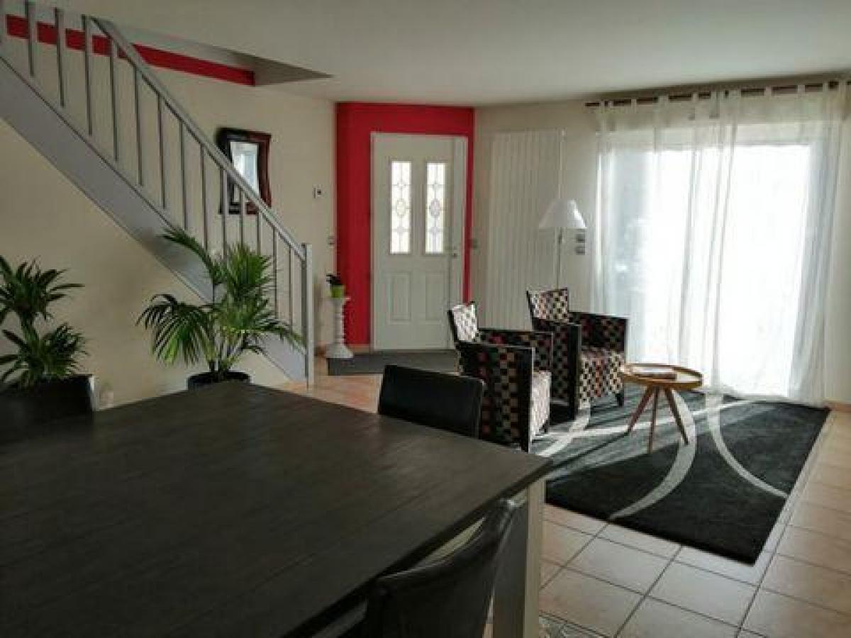 4 bedrooms House in Le Mans, France No. 26956