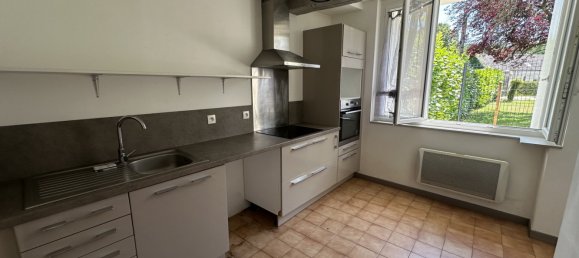 Casa T4 em Saint-Etienne-de-Chigny, France N.º 85531 2