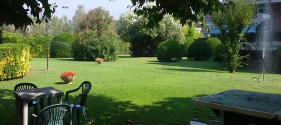 3 bedrooms Penthouse in Montignoso, Italy No. 294586 16