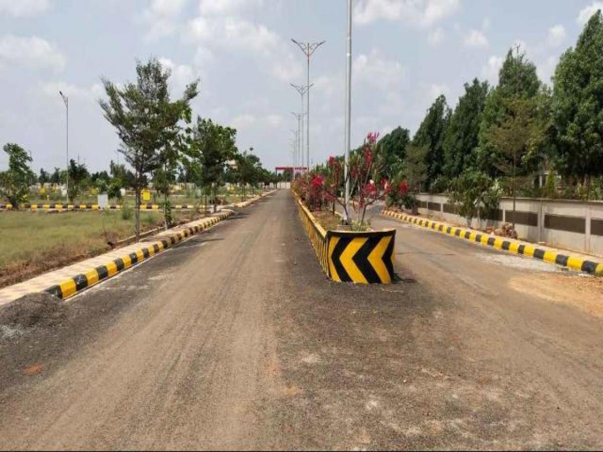  Land in Guntur, India No. 36107