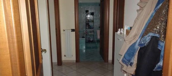 5 rooms Apartment in Sommariva del Bosco, Italy No. 277851 4