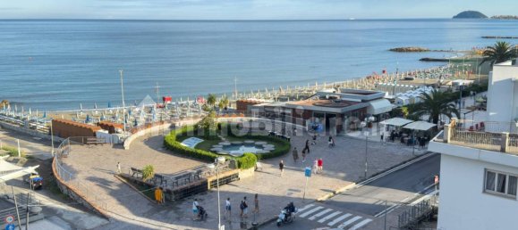 1 bedroom Apartment in Ceriale, Italy No. 306226 2