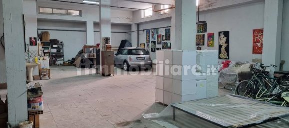 Entrepôt à Foggia, Italy 201m² No. 133791 4