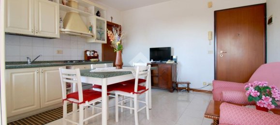 2 rooms Apartment in Jesolo, Italy No. 259993 3