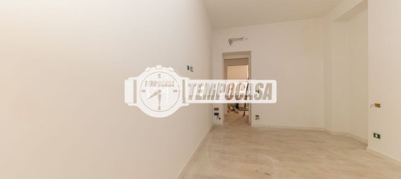 2 rooms Apartment in Rome, Italy No. 287515 30