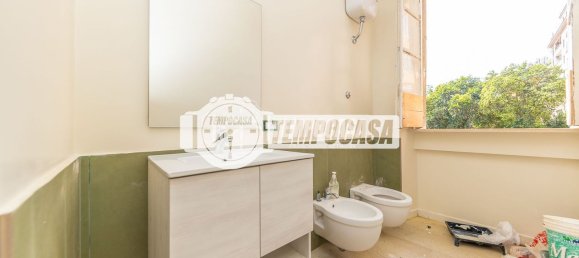 2 rooms Apartment in Rome, Italy No. 287515 12