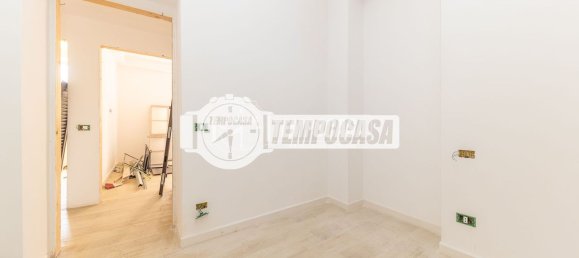 2 rooms Apartment in Rome, Italy No. 287515 34