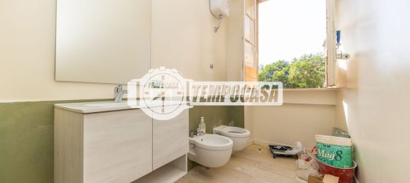 2 rooms Apartment in Rome, Italy No. 287515 11