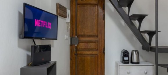 2 rooms Apartment in Florence, Italy No. 192889 2