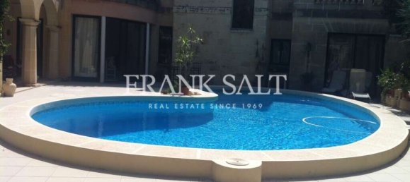 Villa de 5 dormitorios en Lija, Malta No. 8477 12