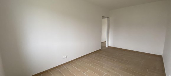 3 Schlafzimmer Haus in Saint-Martin-d'Abbat, France, Nr. 75544 16