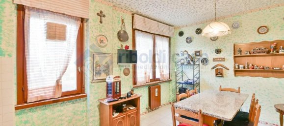 Квартира с 3 комнатами в Сереньо, Италия № 31929 7