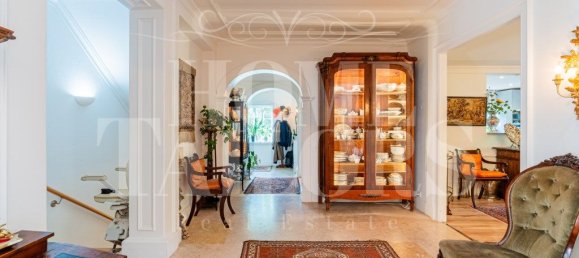 6 bedrooms Townhouse in Cascais, Portugal No. 94712 24