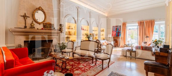 6 bedrooms Townhouse in Cascais, Portugal No. 94712 3