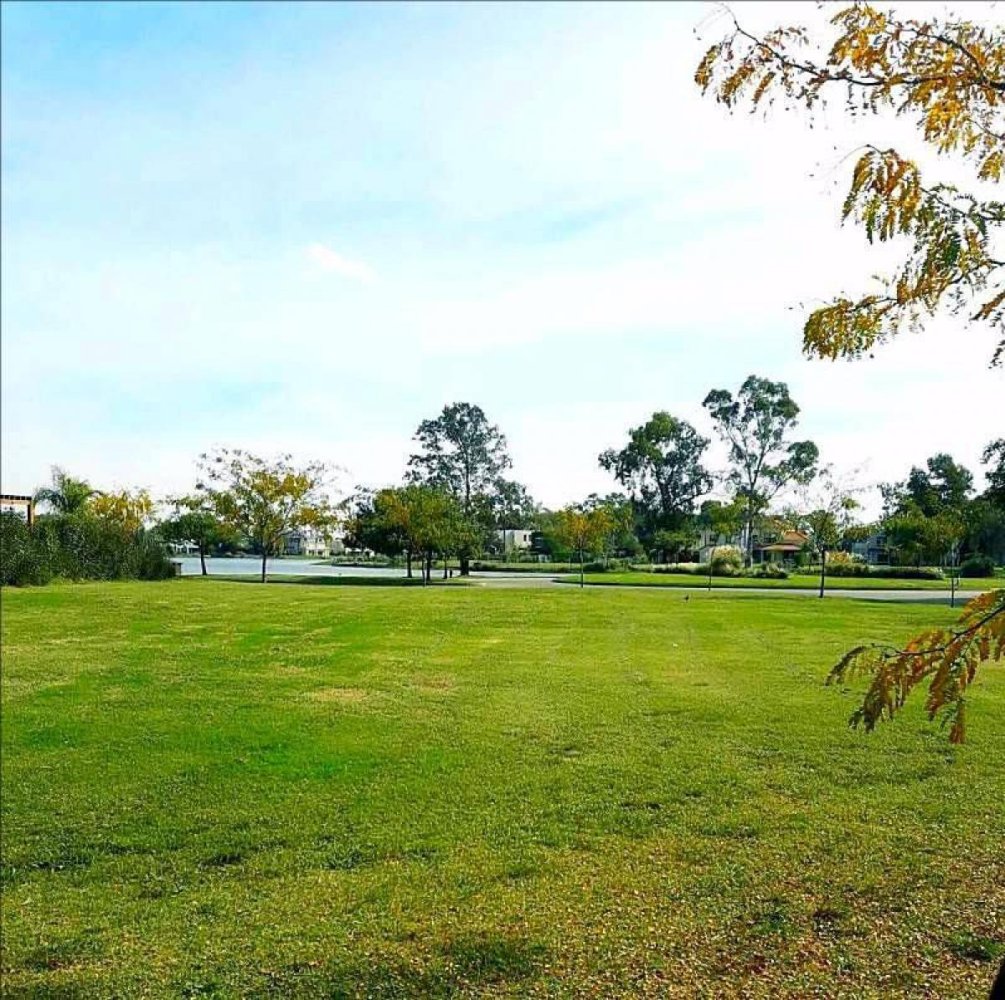  Land in Tigre, Argentina No. 49211