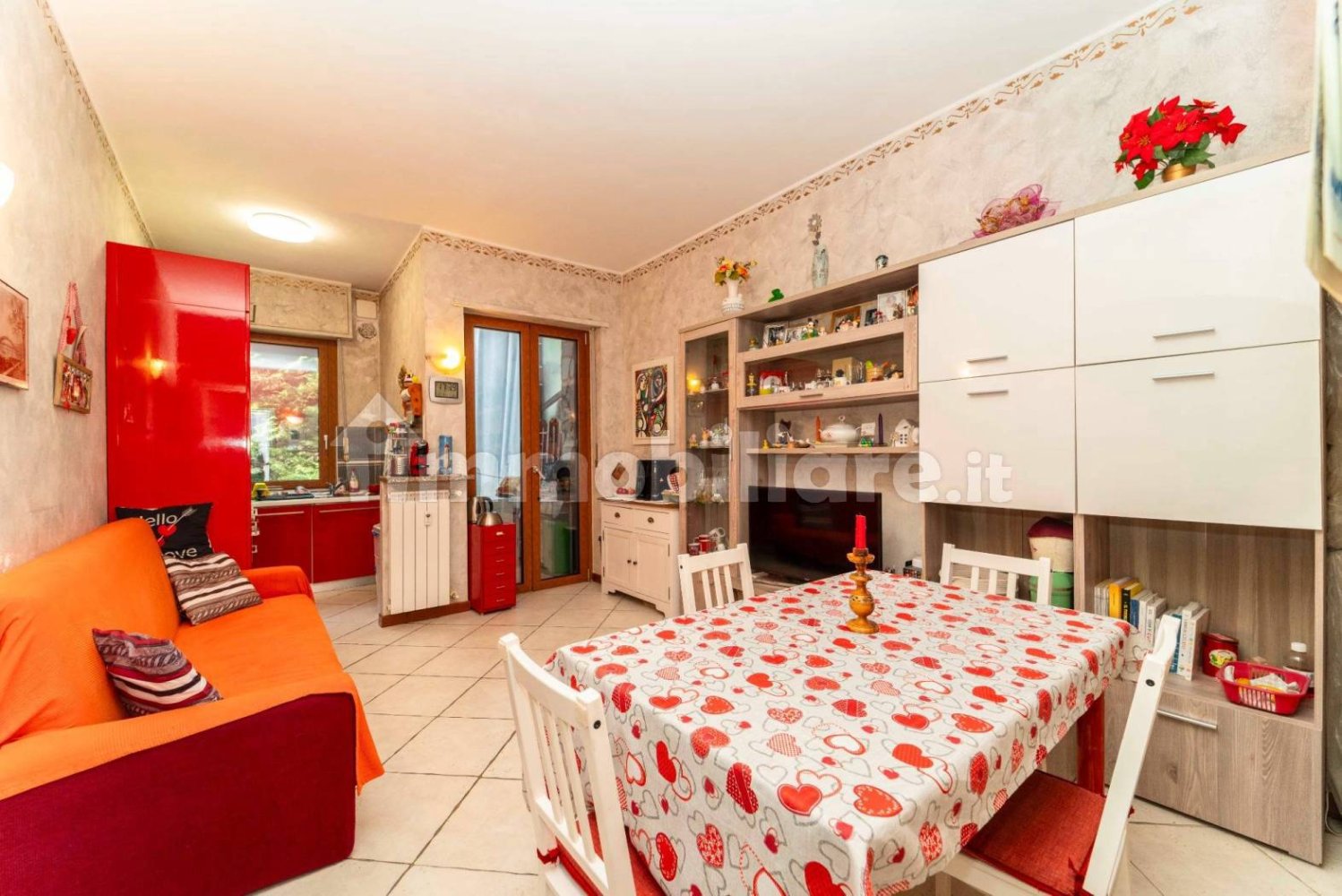 Apartamento de 2 dormitorios en Rosta, Italy No. 349390