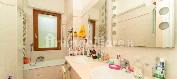 Apartamento de 2 dormitorios en Rosta, Italy No. 349390 13