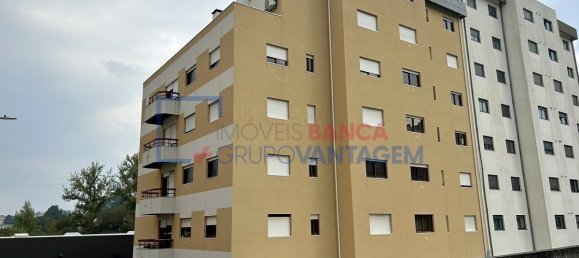 3 bedrooms Apartment in Oliveira de Azemeis, Portugal No. 11329 2
