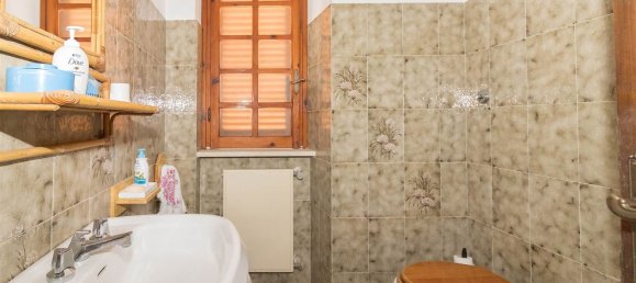 5-Zimmer Haus in Poggio Catino, Italy, Nr. 205874 10