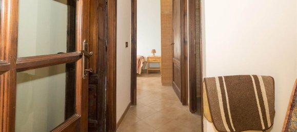 5-Zimmer Haus in Poggio Catino, Italy, Nr. 205874 18