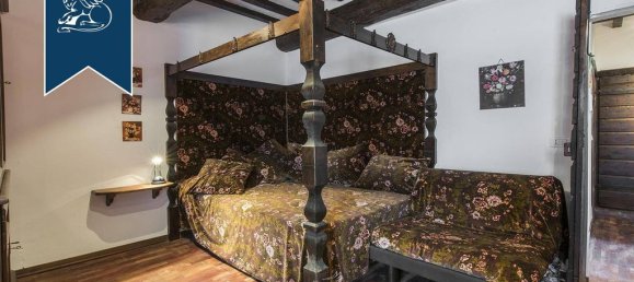 100 bedrooms Villa in Castiglione del Lago, Italy No. 129620 50