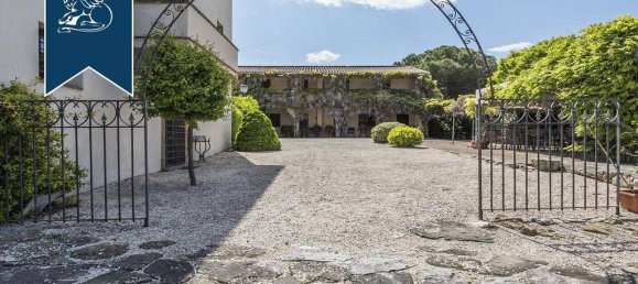 100 bedrooms Villa in Castiglione del Lago, Italy No. 129620 26