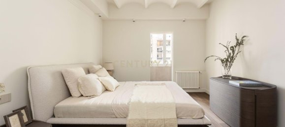 Apartamento de 3 dormitorios en Eixample, Spain No. 134767 17