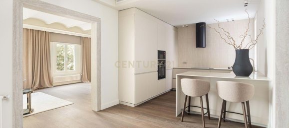 Apartamento de 3 dormitorios en Eixample, Spain No. 134767 13
