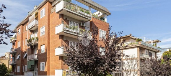 3 bedrooms Apartment in Rome, Italy No. 324706 6