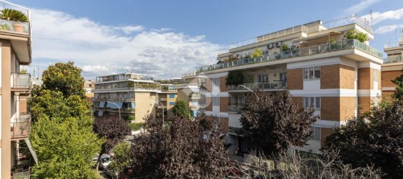 3 bedrooms Apartment in Rome, Italy No. 324706 33