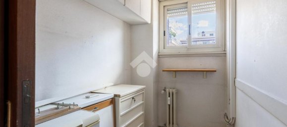 3 bedrooms Apartment in Rome, Italy No. 324706 15