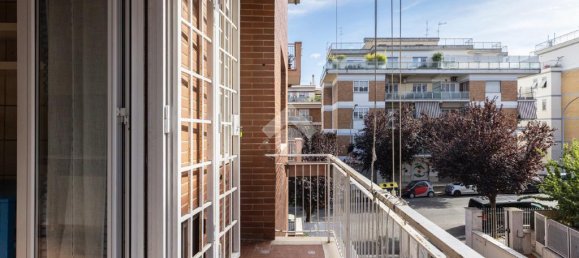 3 bedrooms Apartment in Rome, Italy No. 324706 31