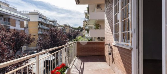 3 bedrooms Apartment in Rome, Italy No. 324706 14