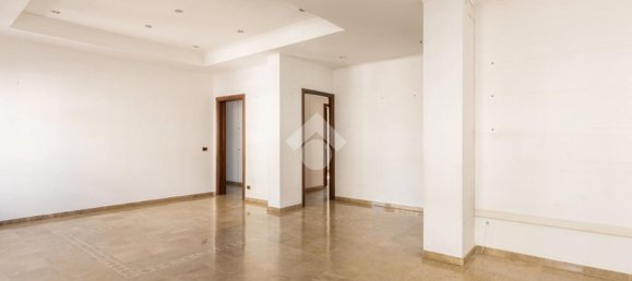 3 bedrooms Apartment in Rome, Italy No. 324706 3