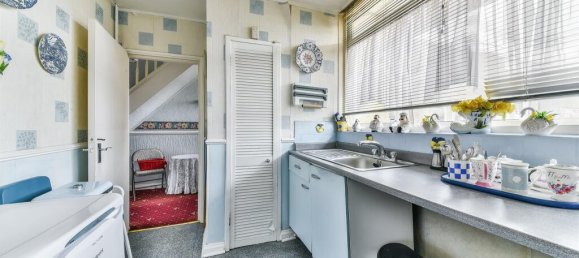 2 bedrooms Maisonette in London, United Kingdom No. 9902 12